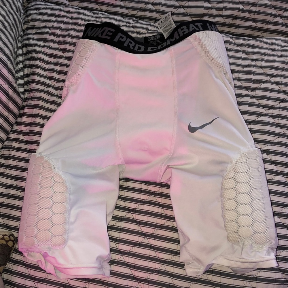 Nike Football Padded Compression Shorts 🏈 size: XL